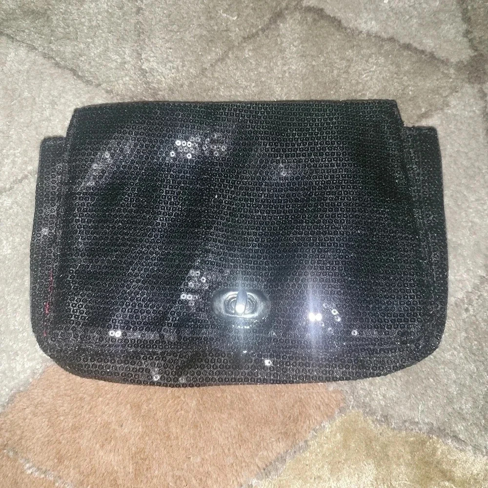 Sequented clutch